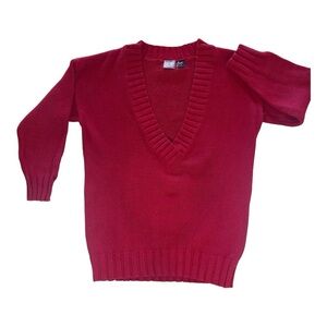 VINTAGE V-Neck Sweater in Rich Red